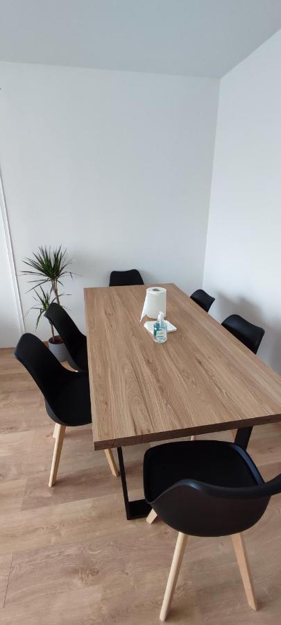 Beautiful & Cosy 3 Bedrooms Full