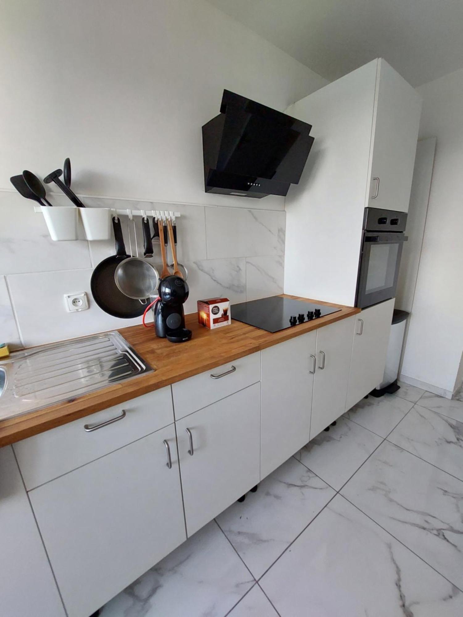 Beautiful & Cosy 3 Bedrooms Full * Ris-Orangis